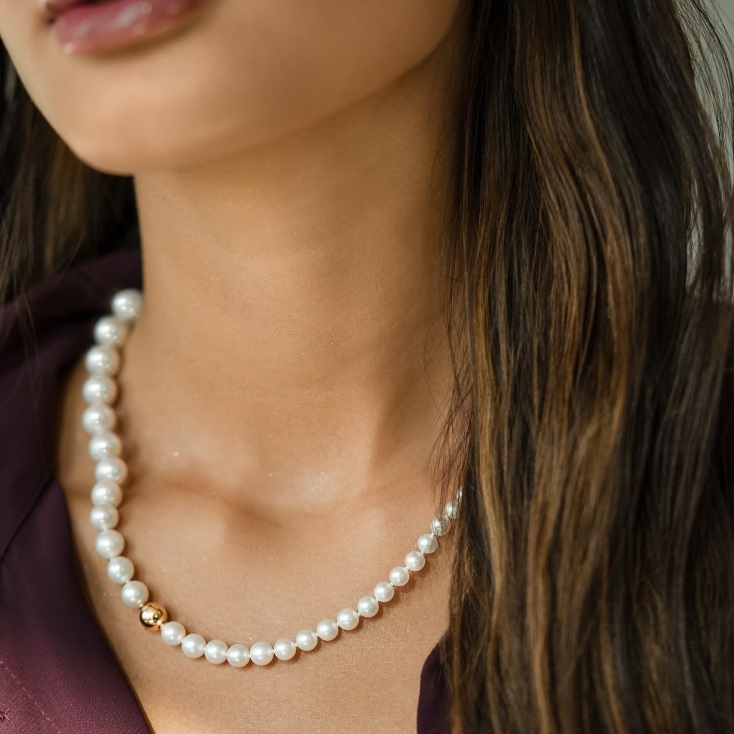 PEARL PERFECT: A Sophie Bille Brahe signature, this graduated pearl necklace embodies Danish minimalism for maximum effect. 

Tap the link in bio to shop at #AUBADEJEWELRY.