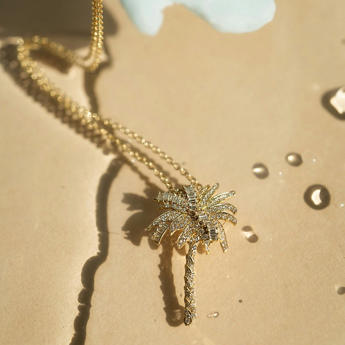 AN ODE TO SUMMER: Which piece of jewelry says summer to you? Head over to stories to see our favorite Anita Ko jewels to elevate your summer style.